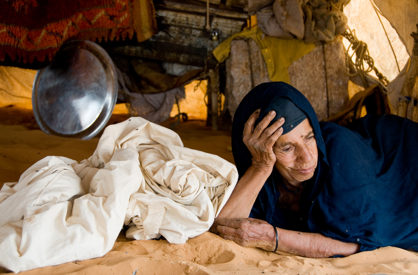 Mohammeds mother Giya, Sahara desert north of Timbuktu, 2009 