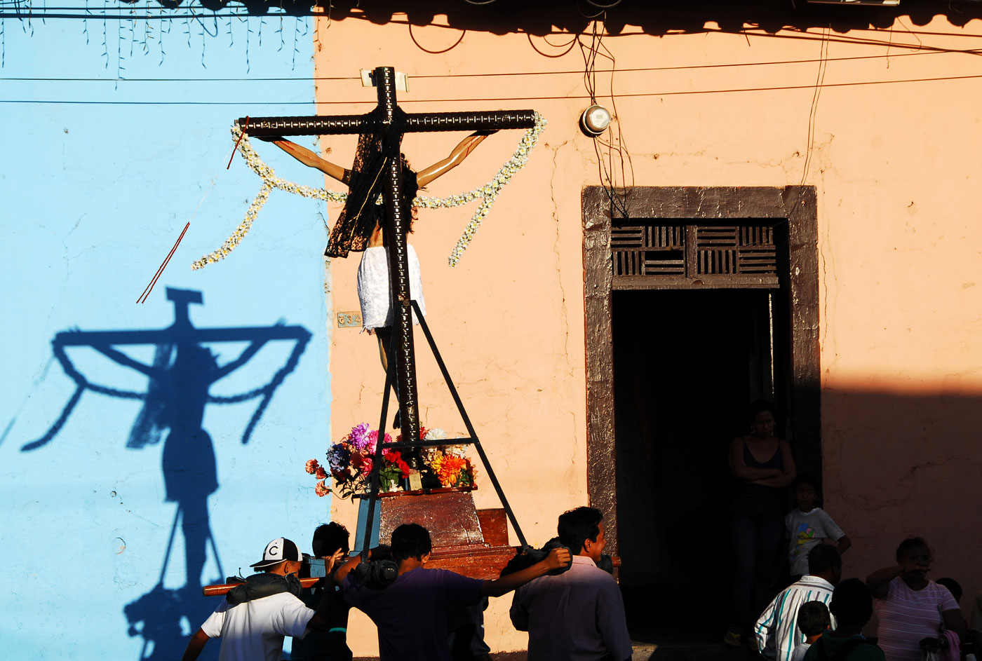 Procession, Granada, 2006