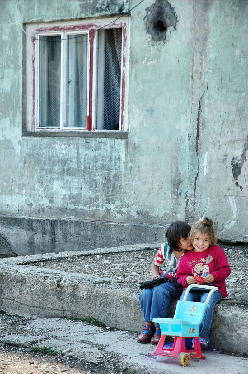 Block 3, Codlea, Romania, 2004